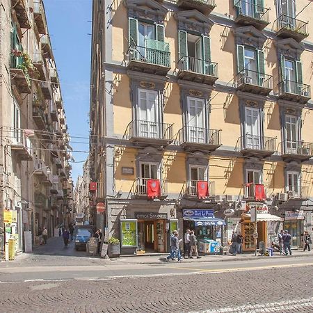 B&B L'Alloggio Dei Vassalli Neapel Exterior foto