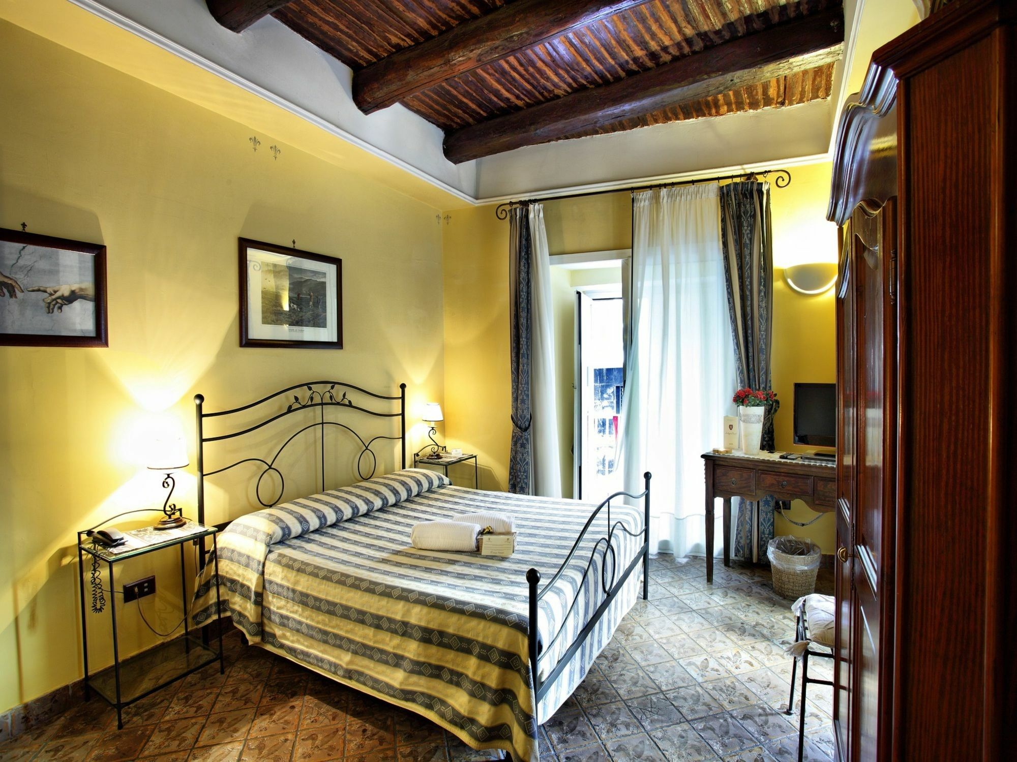 B&B L'Alloggio Dei Vassalli Neapel Exterior foto